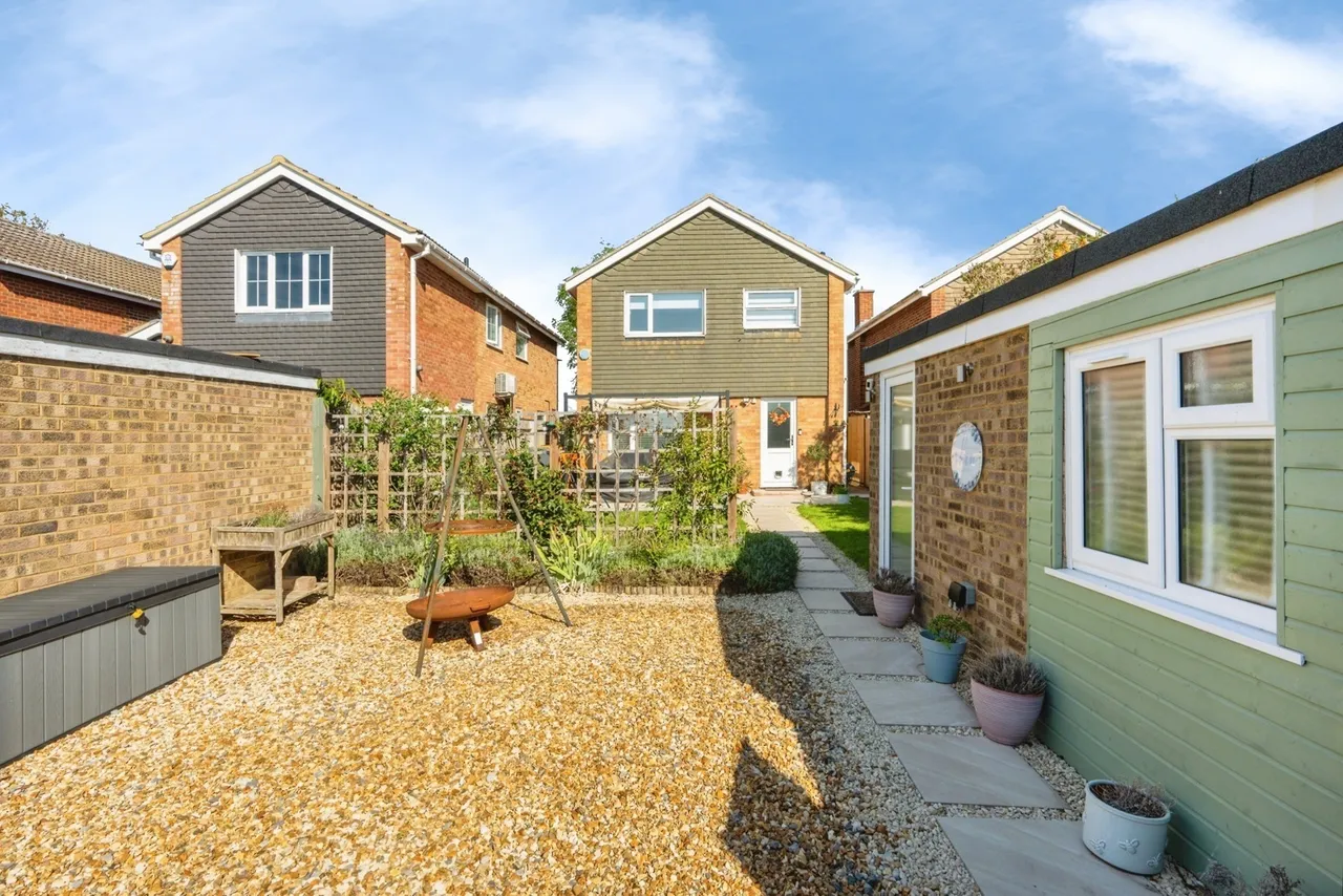 Sudeley Walk, Bedford, MK41, photo 14