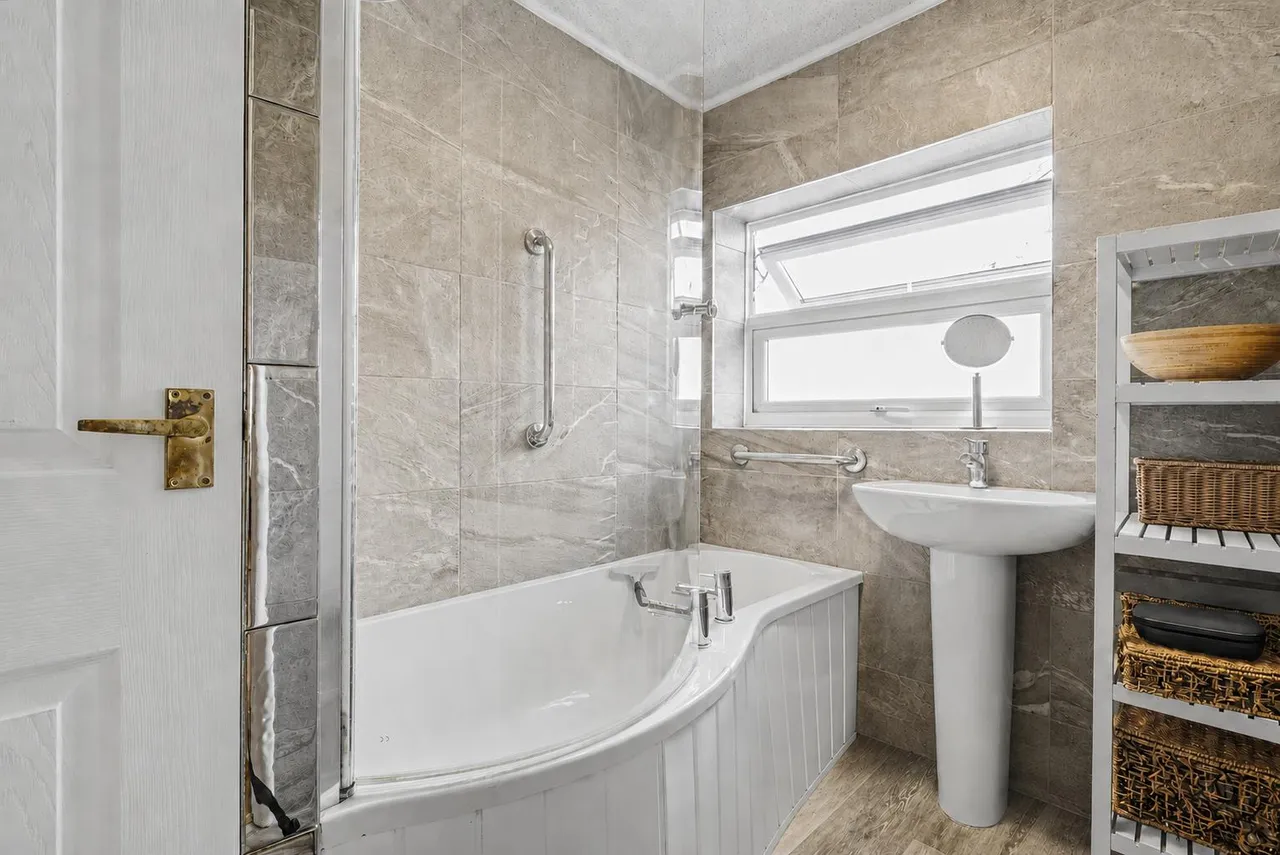 Appledore Avenue, Wollaton, NG8, photo 3