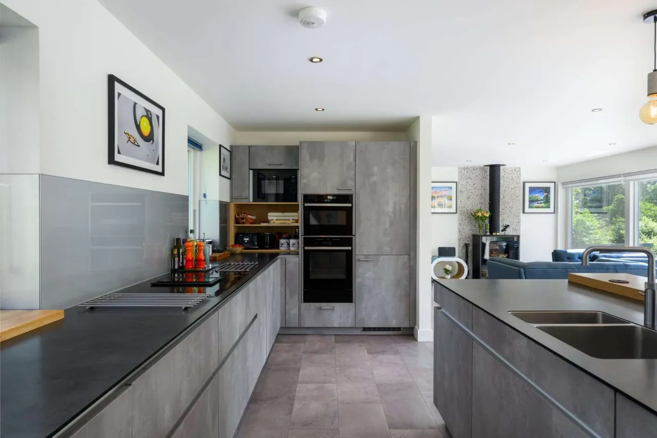 Riverside, Craignavie Road, Killin, Perthshire, FK21 8SH, photo 7