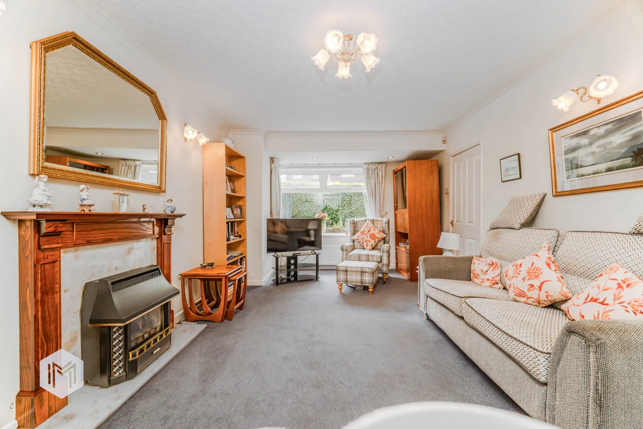 Lowercroft Road, Bury, BL8 2EY, photo 22