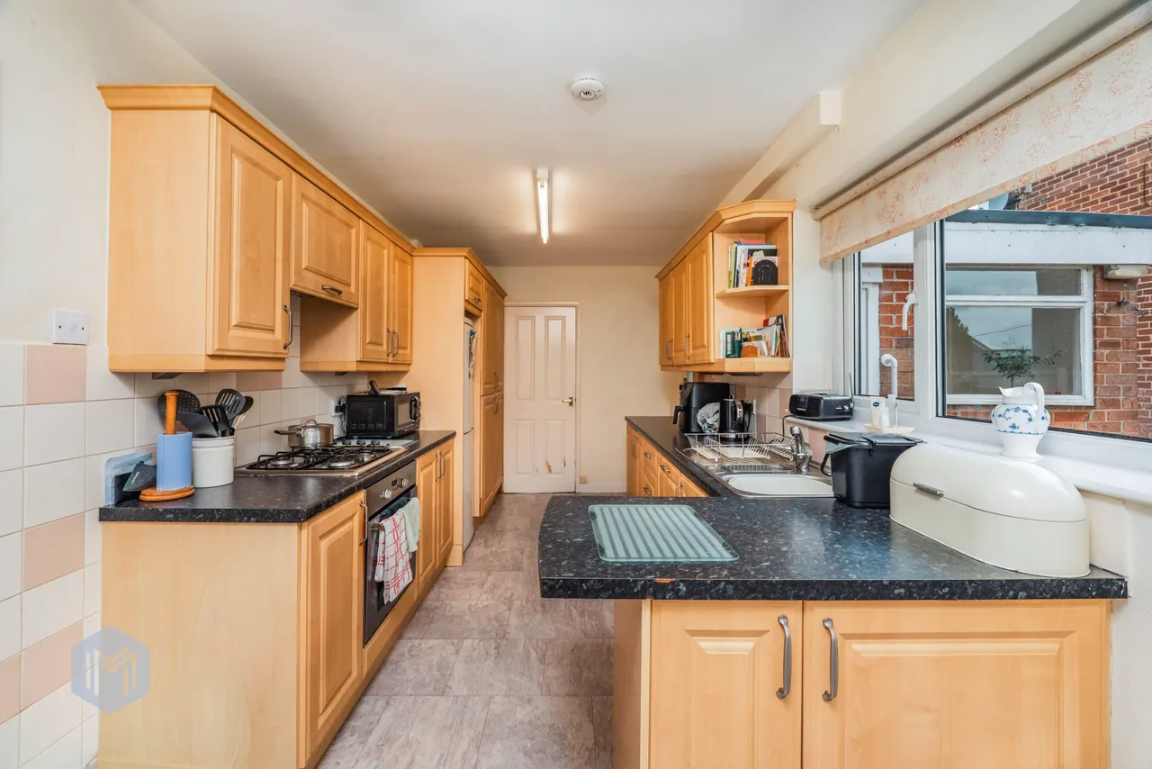 Lowercroft Road, Bury, BL8 2EY, photo 6