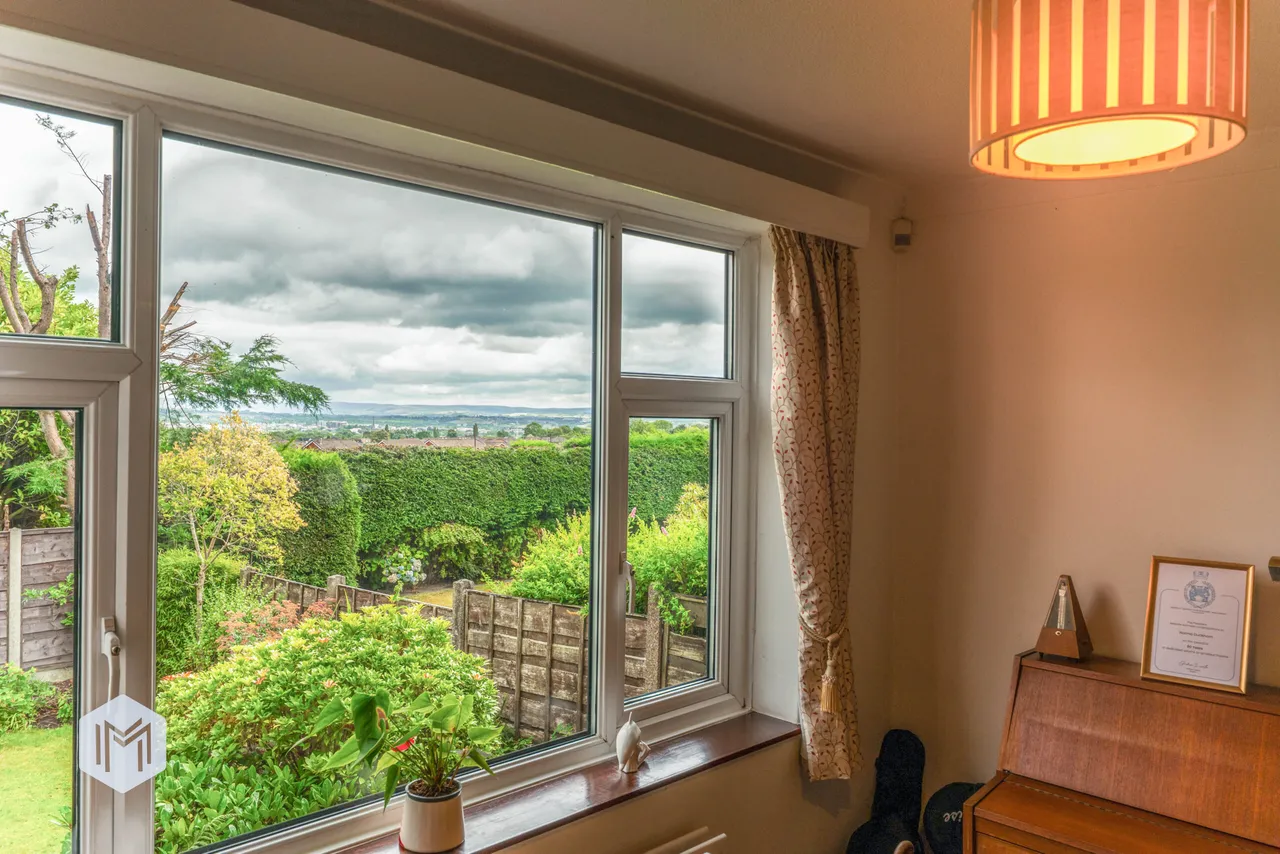Lowercroft Road, Bury, BL8 2EY, photo 9
