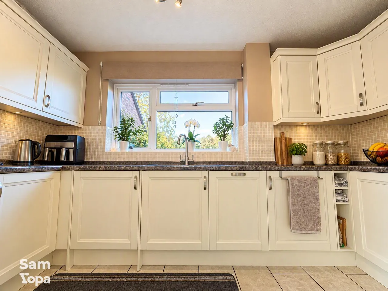 Abbots Close, Manningtree, CO11, photo 14