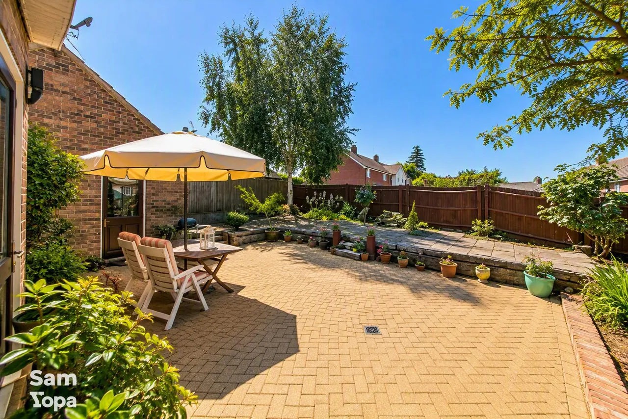 Abbots Close, Manningtree, CO11, photo 24