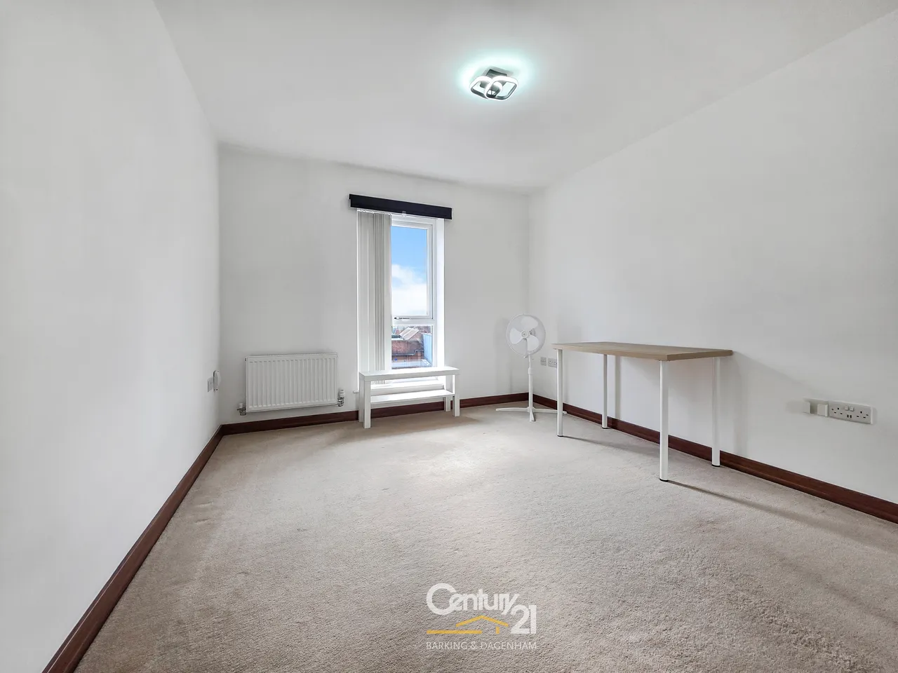 Coxfarm Court, Hornchurch, photo 9