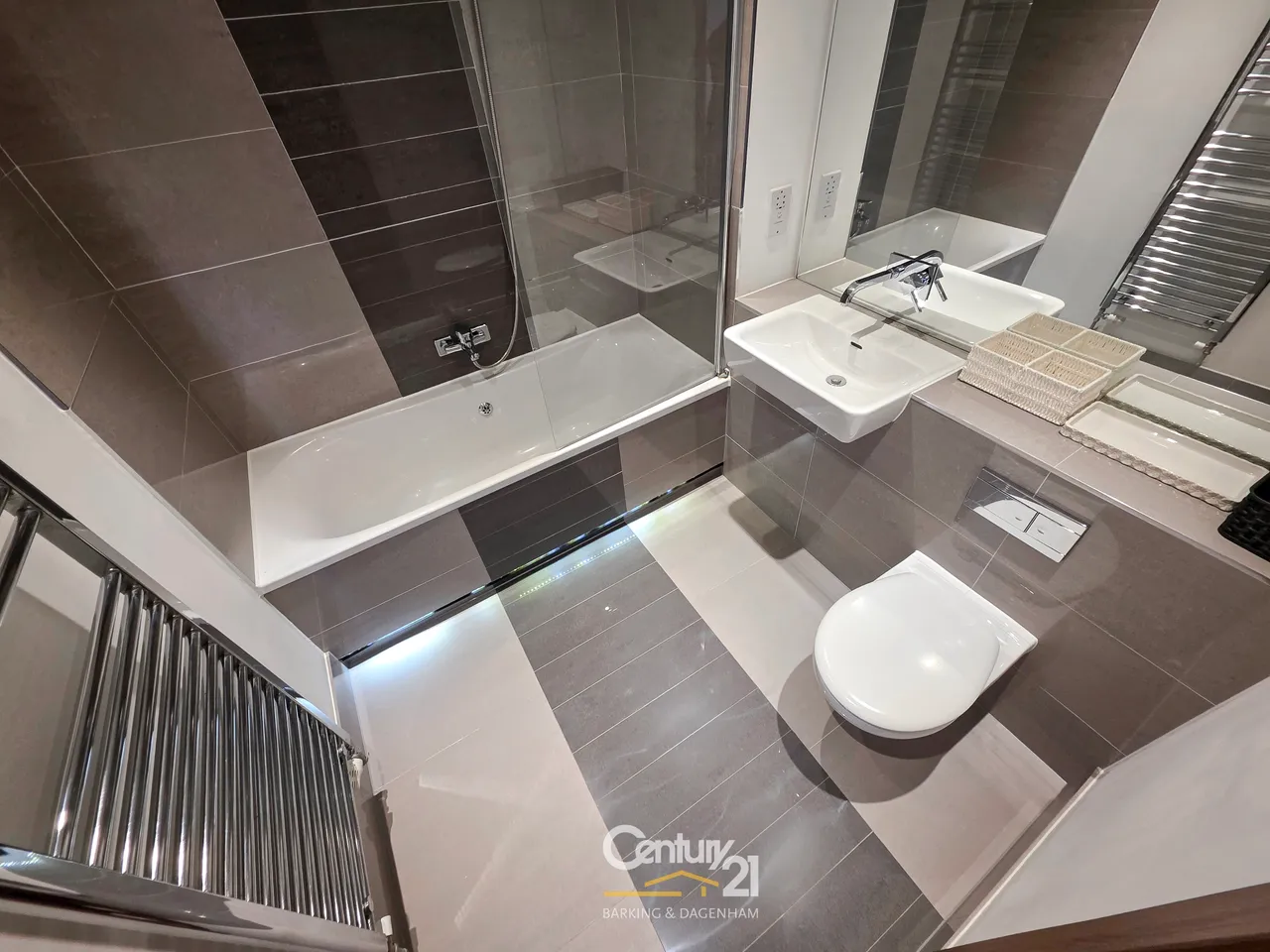 Coxfarm Court, Hornchurch, photo 12