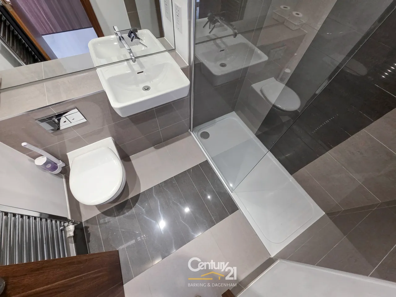 Coxfarm Court, Hornchurch, photo 5