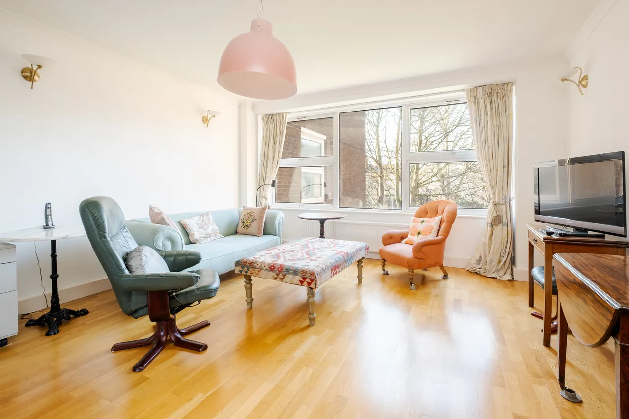 Gloucester Avenue, London, NW1, photo 11