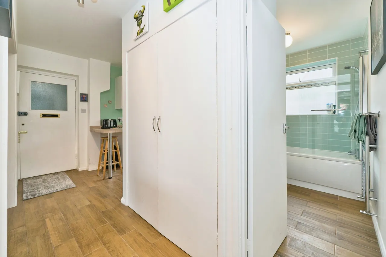 Deer Park Close, Kingston Upon Thames, KT2, photo 14