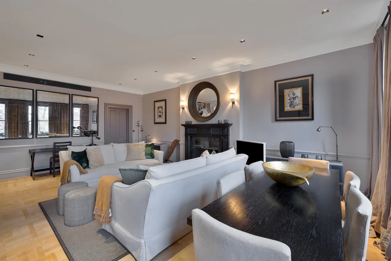 Cadogan Square, Knightsbridge, London, photo 2