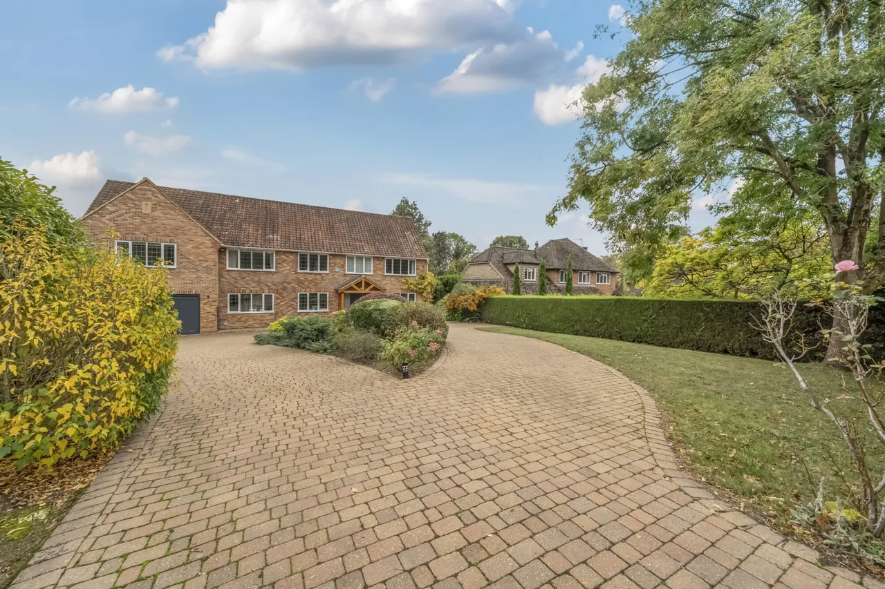 Mill Lane, Gerrards Cross, SL9, photo 39