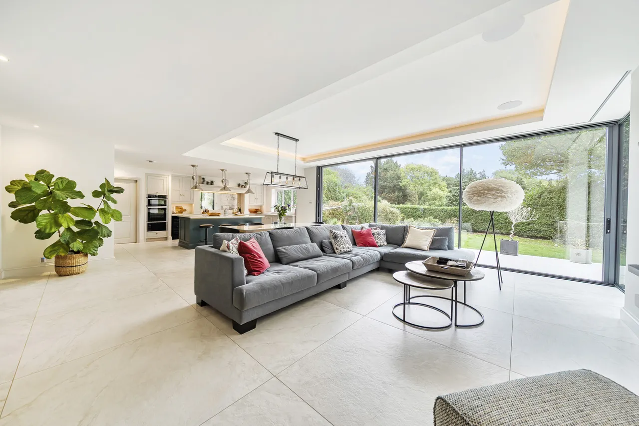 Mill Lane, Gerrards Cross, SL9, photo 2