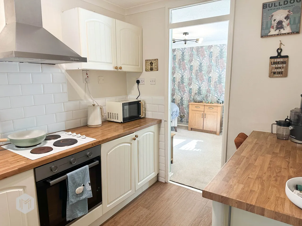 The Welland, Westhoughton, BL5, photo 8