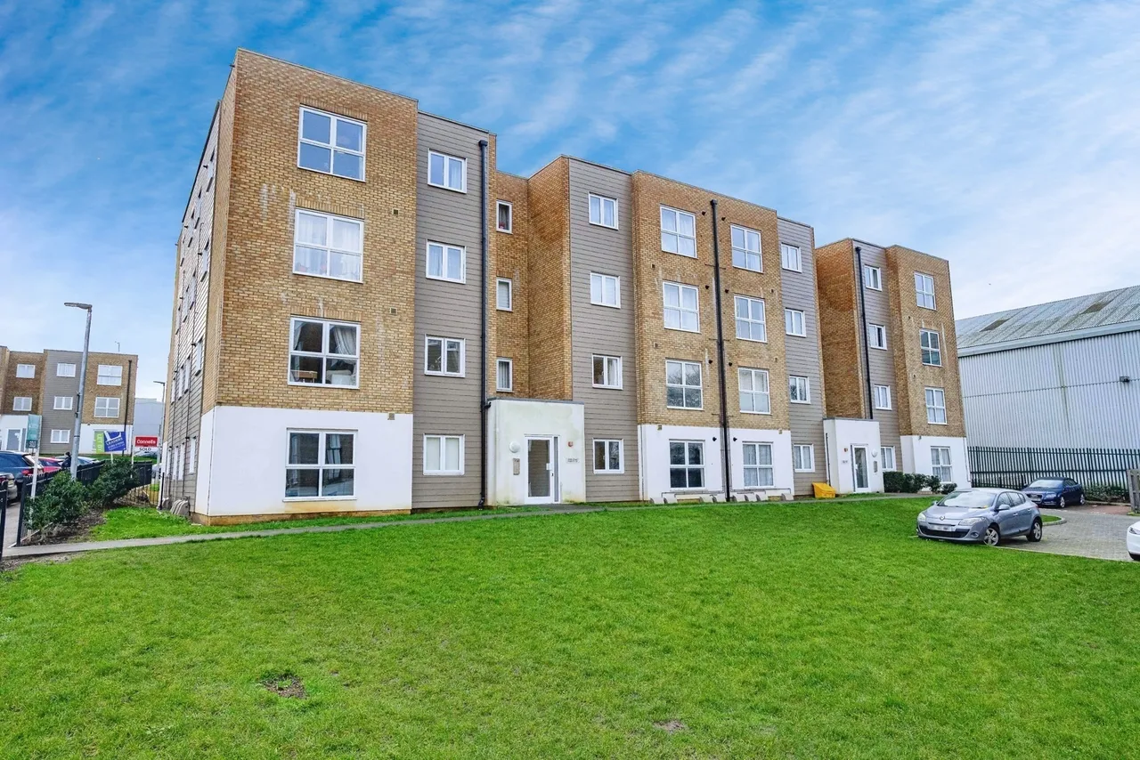 Bongrace Walk, Luton, Bedfordshire, LU4, photo 10