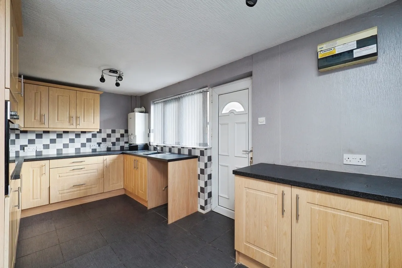 Polperro Way, Hucknall, Nottingham, Nottinghamshire, NG15, photo 2