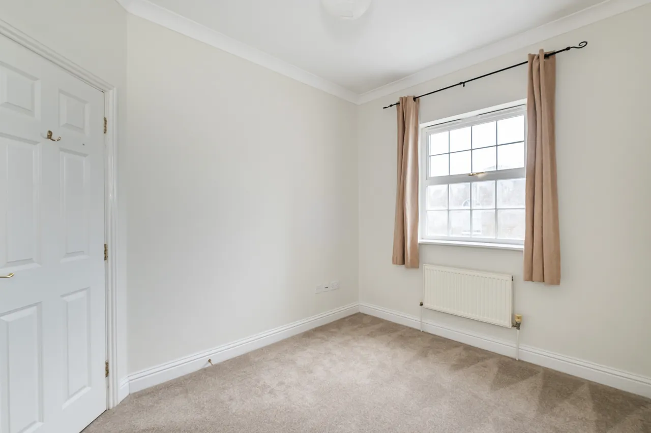 Chadwick Place, Surbiton, KT6, photo 12
