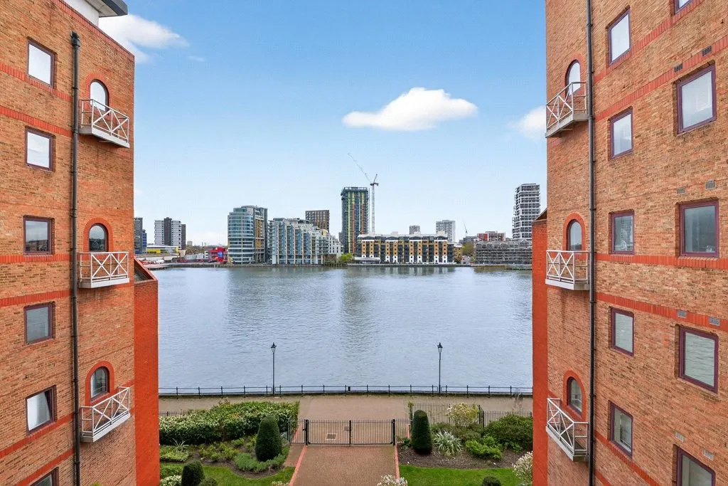 William Morris Way, Imperial Wharf, SW6, photo 8