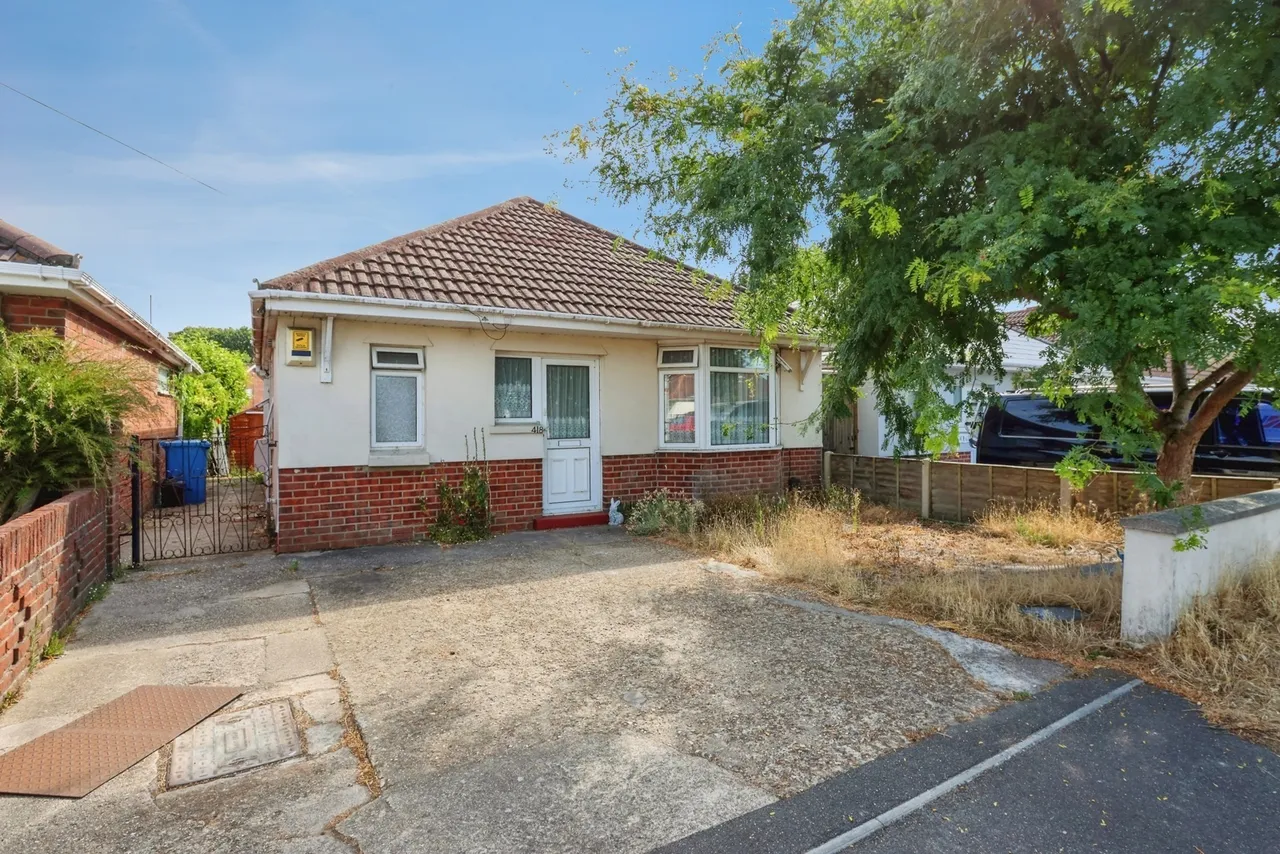 3 bed house for sale, Blandford Road, Poole, BH15
