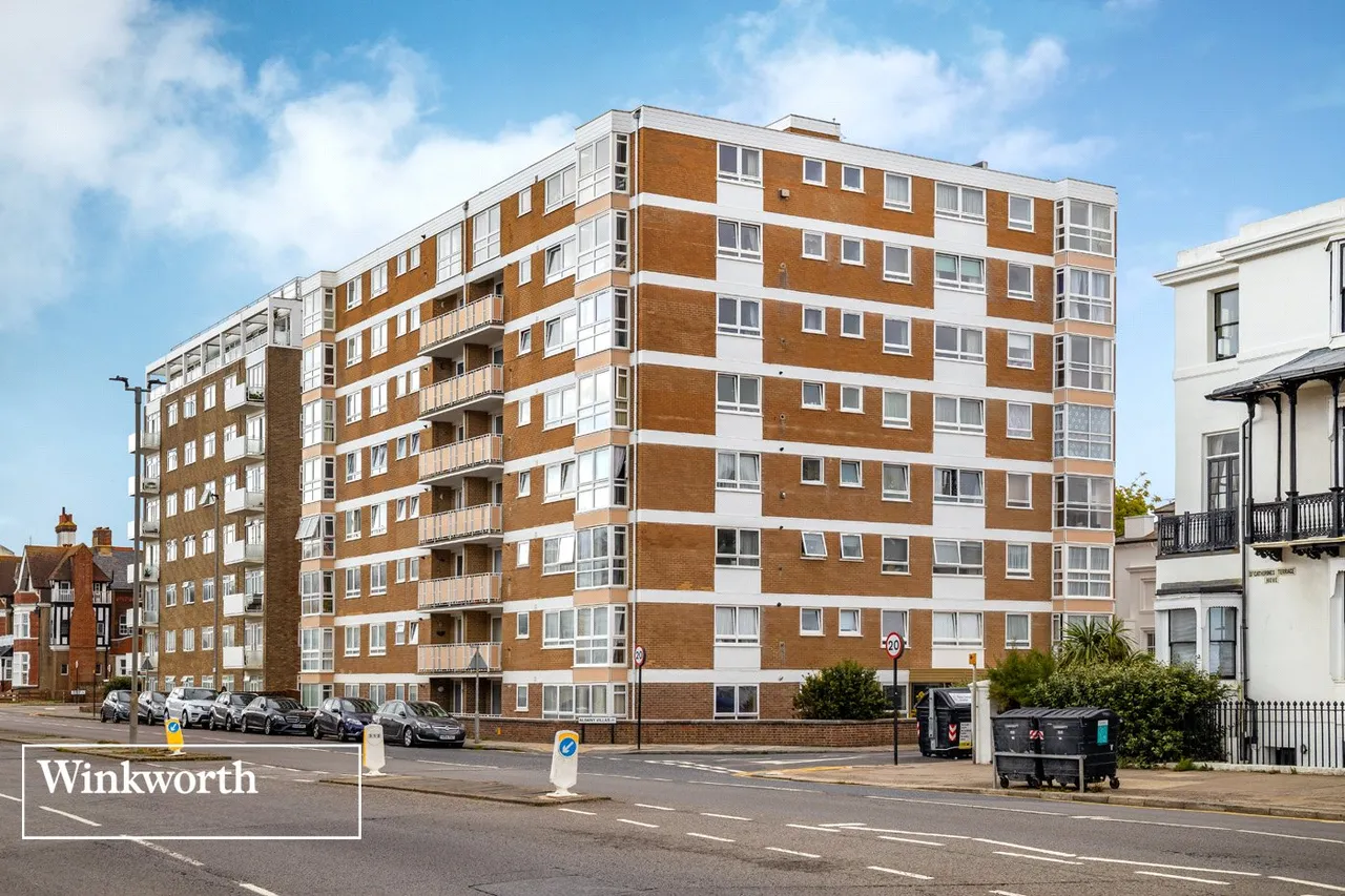 St. Catherines Terrace, Hove, East Sussex, BN3, photo 3