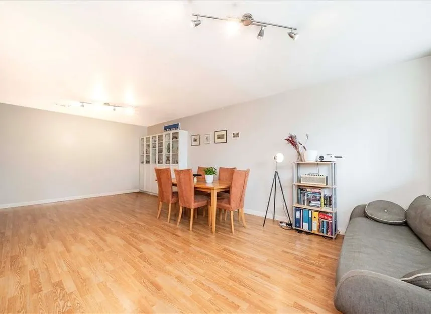 Upper Ground, Southwark, SE1, photo 4