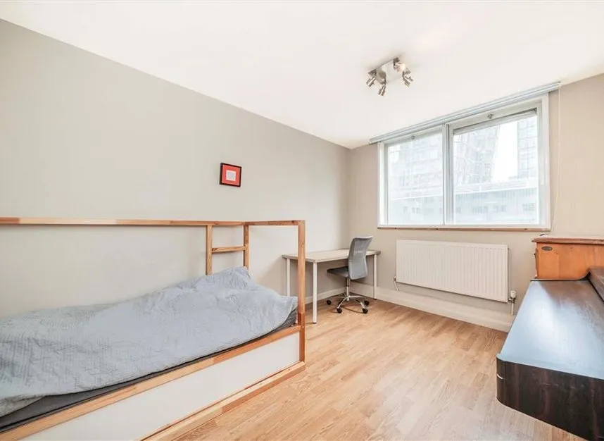 Upper Ground, Southwark, SE1, photo 6