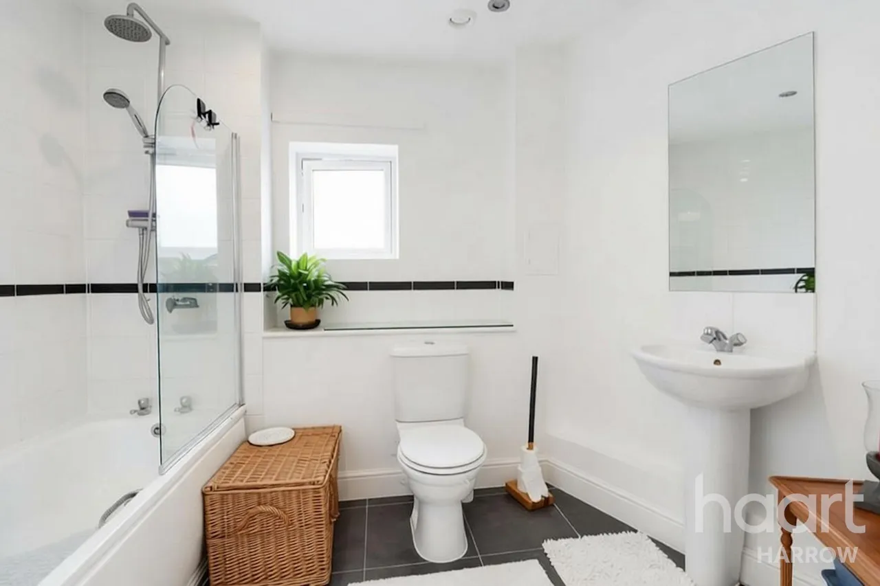 Juniper Close, Harrow, HA2, photo 9
