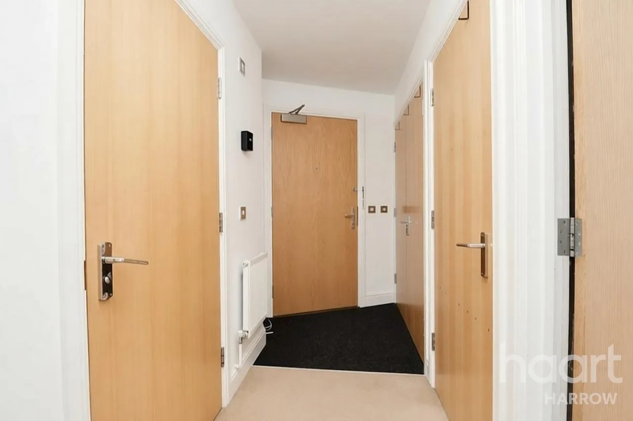 Juniper Close, Harrow, HA2, photo 5