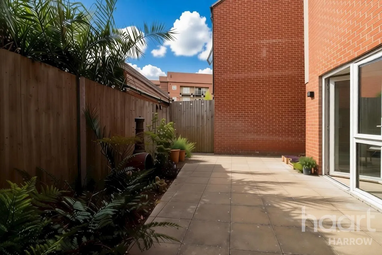 Juniper Close, Harrow, HA2, photo 3