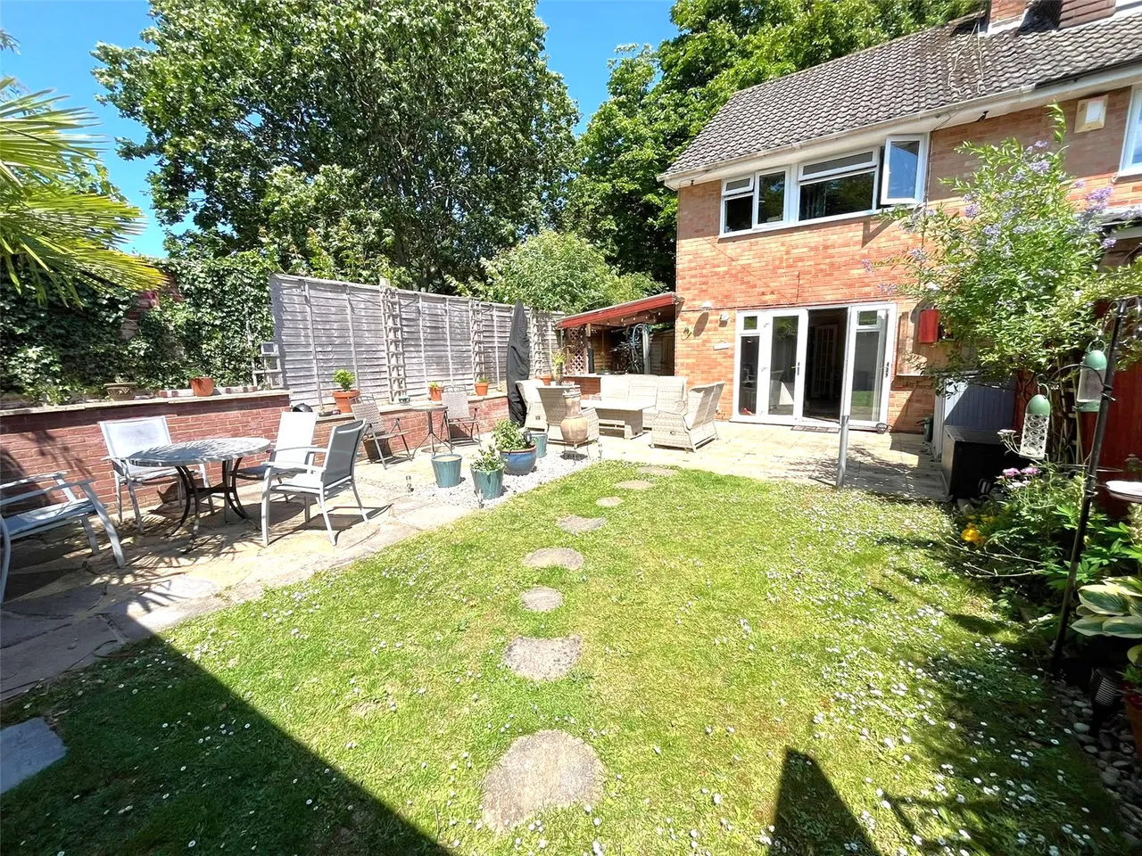 Packenham Road, Basingstoke, Hampshire, RG21 8XX, photo 4