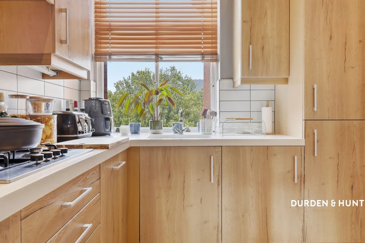 Richmond Drive, Woodford Green, IG8, photo 8