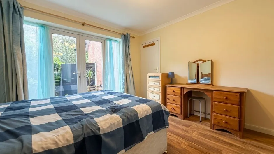Ambleside Walk, Uxbridge, UB8, photo 11