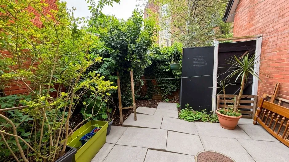 Ambleside Walk, Uxbridge, UB8, photo 12