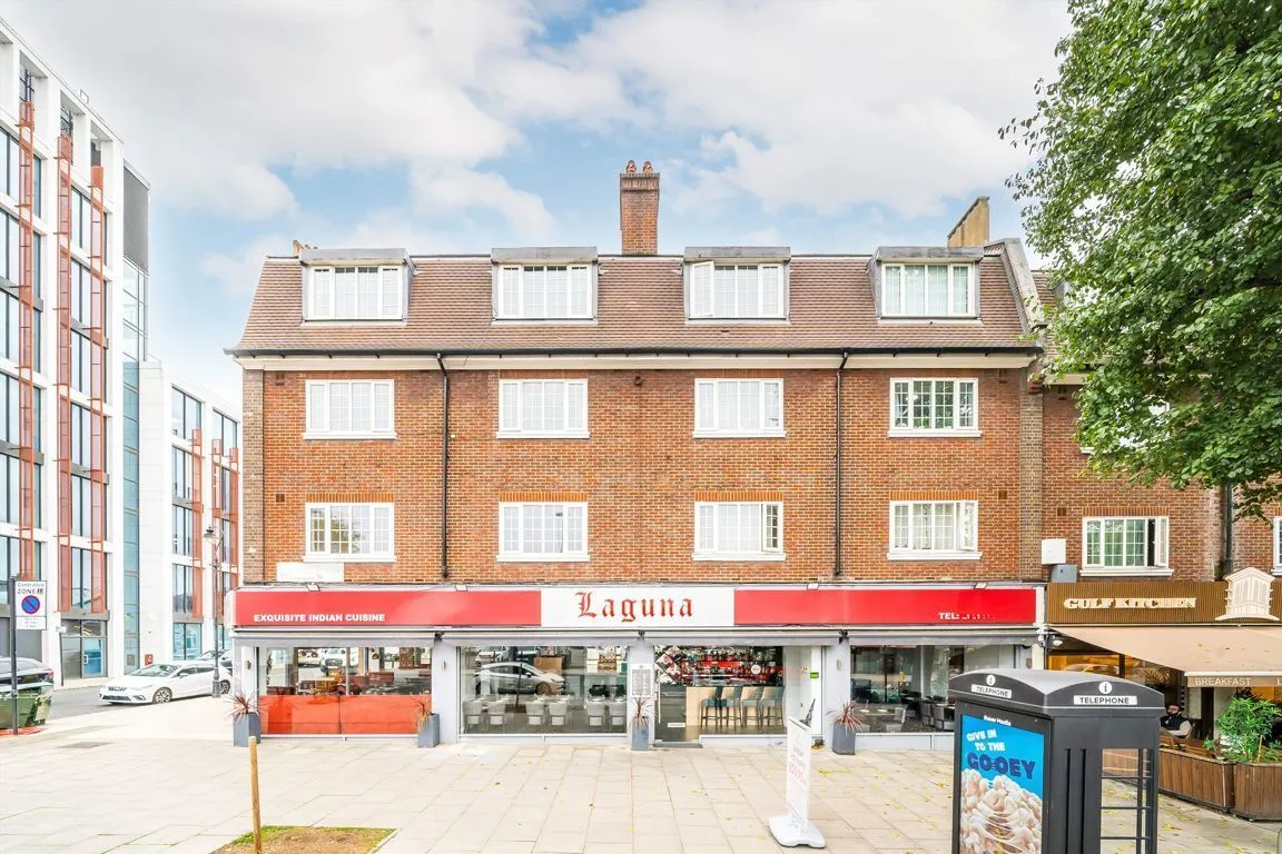 2 bed property to rent, Culmington Road, W13