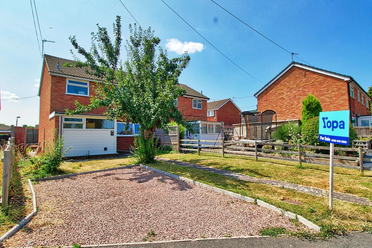 3 bed house for sale, Brookfarm Drive, Malvern, WR14