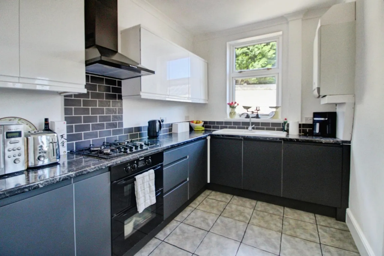 Cherry Tree Street, Elsecar, S74, photo 2