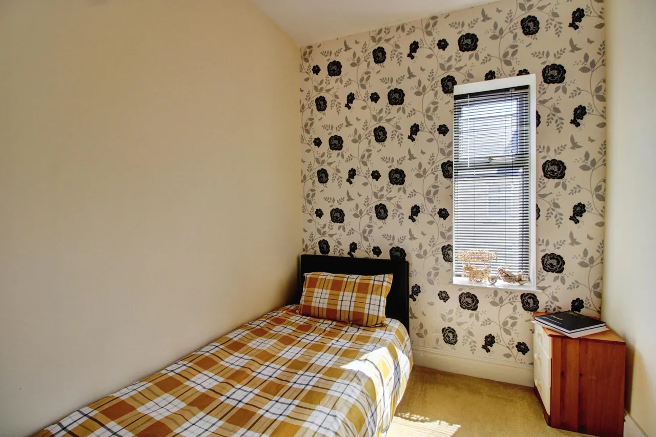 Cherry Tree Street, Elsecar, S74, photo 14