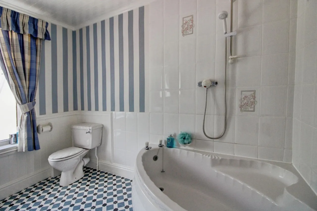 Cherry Tree Street, Elsecar, S74, photo 11