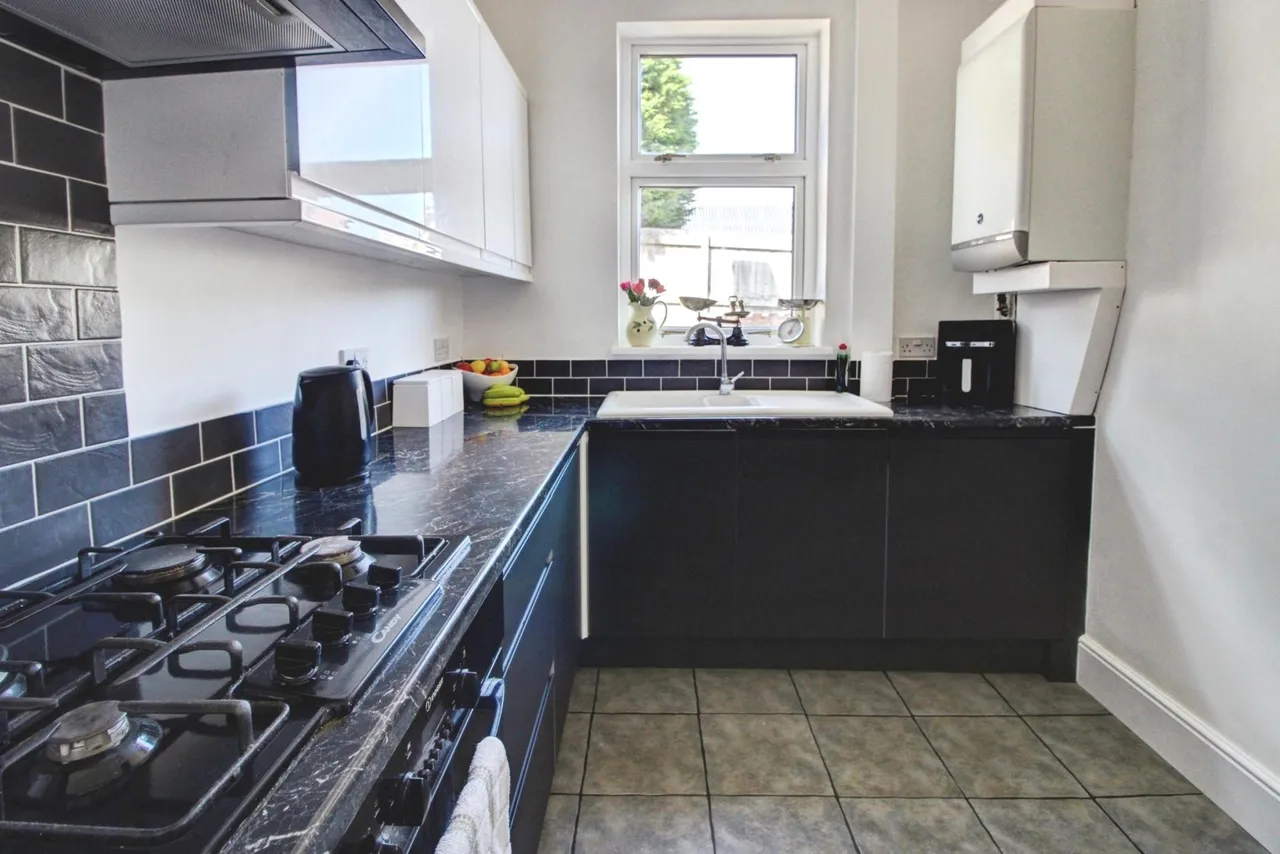 Cherry Tree Street, Elsecar, S74, photo 7