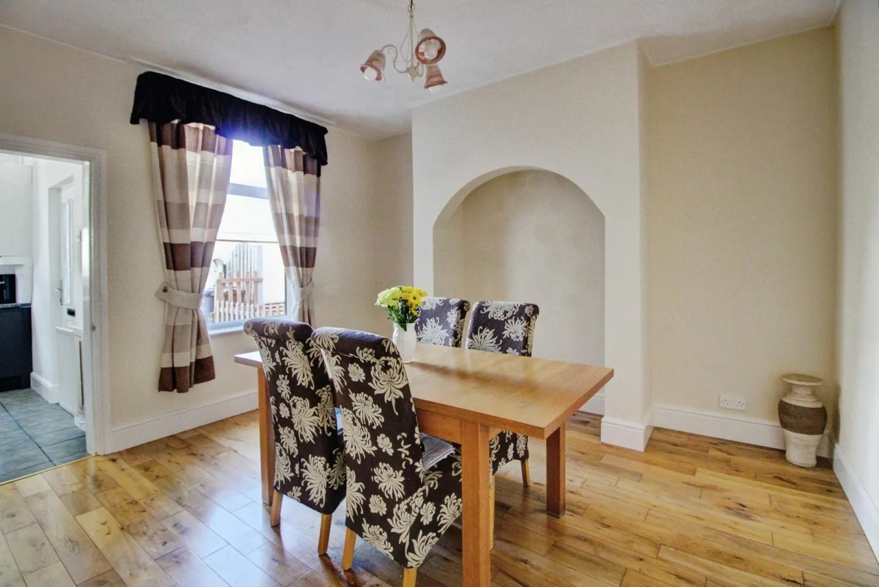 Cherry Tree Street, Elsecar, S74, photo 4