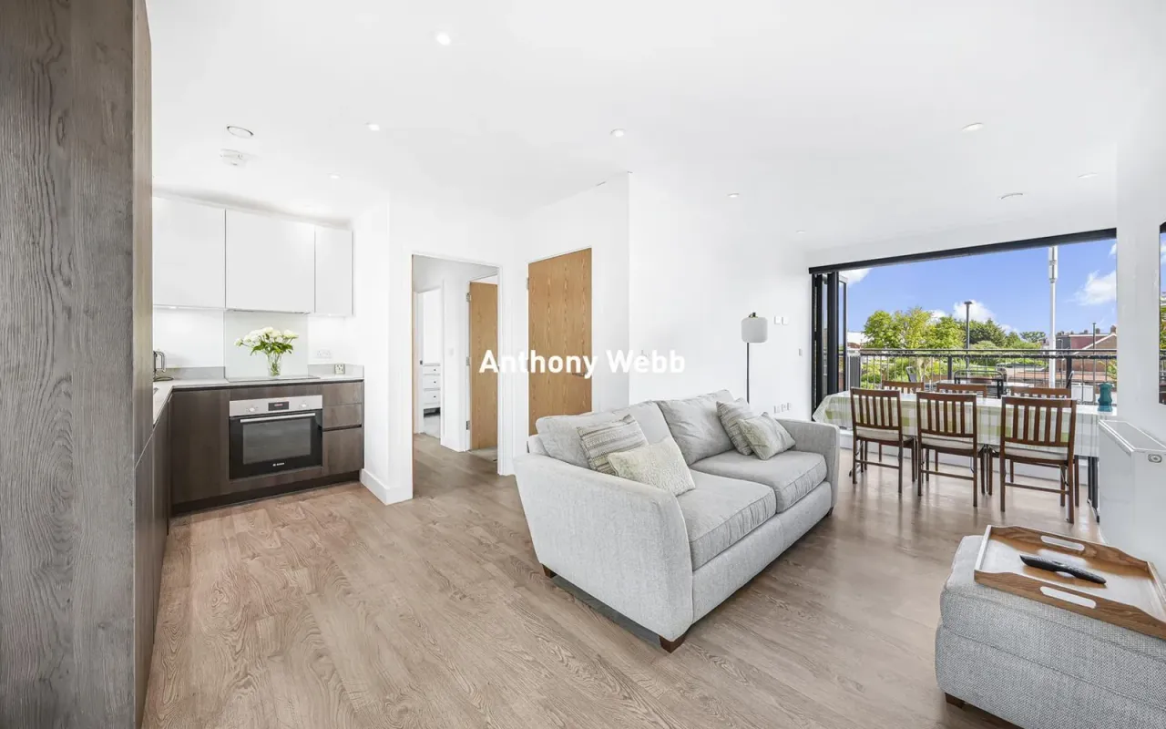 Belgrave Close, Oakwood, N14, photo 3