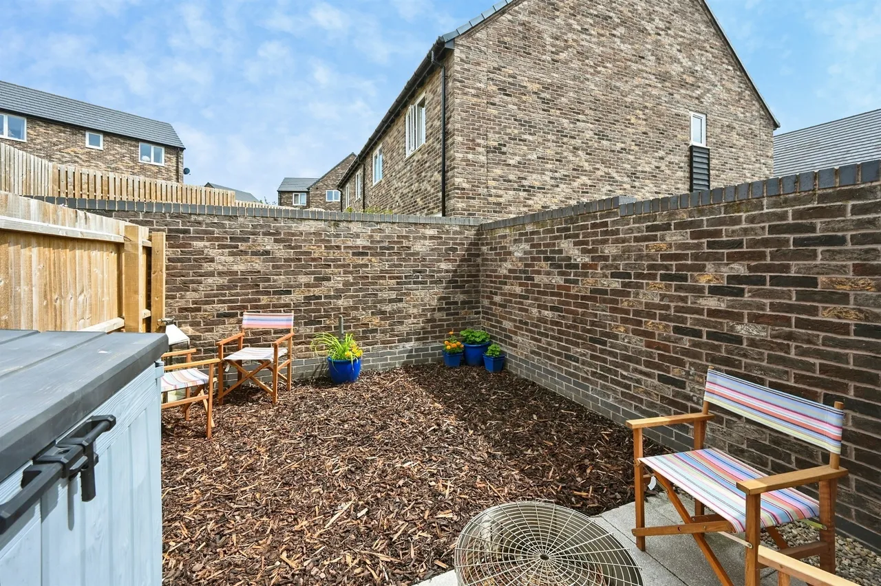 Deer Park Close, Alfreton, DE55, photo 11