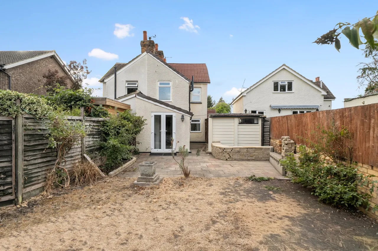 Church Road, Byfleet, KT14, photo 16