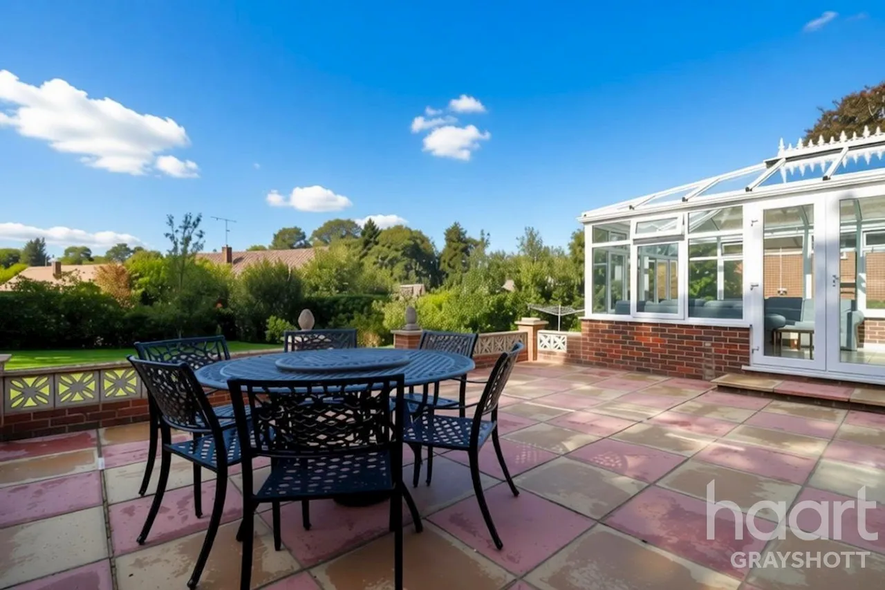 Shepherds Way, Liphook, GU30, photo 19
