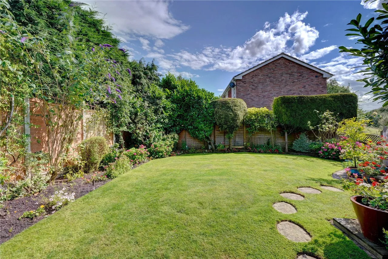 Bainbrigge Avenue, Droitwich, Worcestershire, WR9 7AT, photo 28
