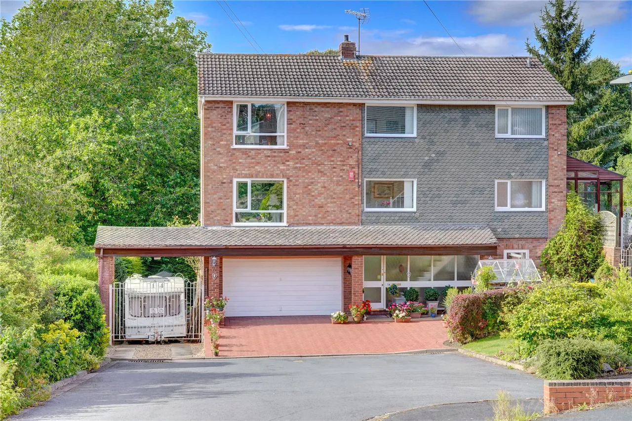 Bainbrigge Avenue, Droitwich, Worcestershire, WR9 7AT, photo 3