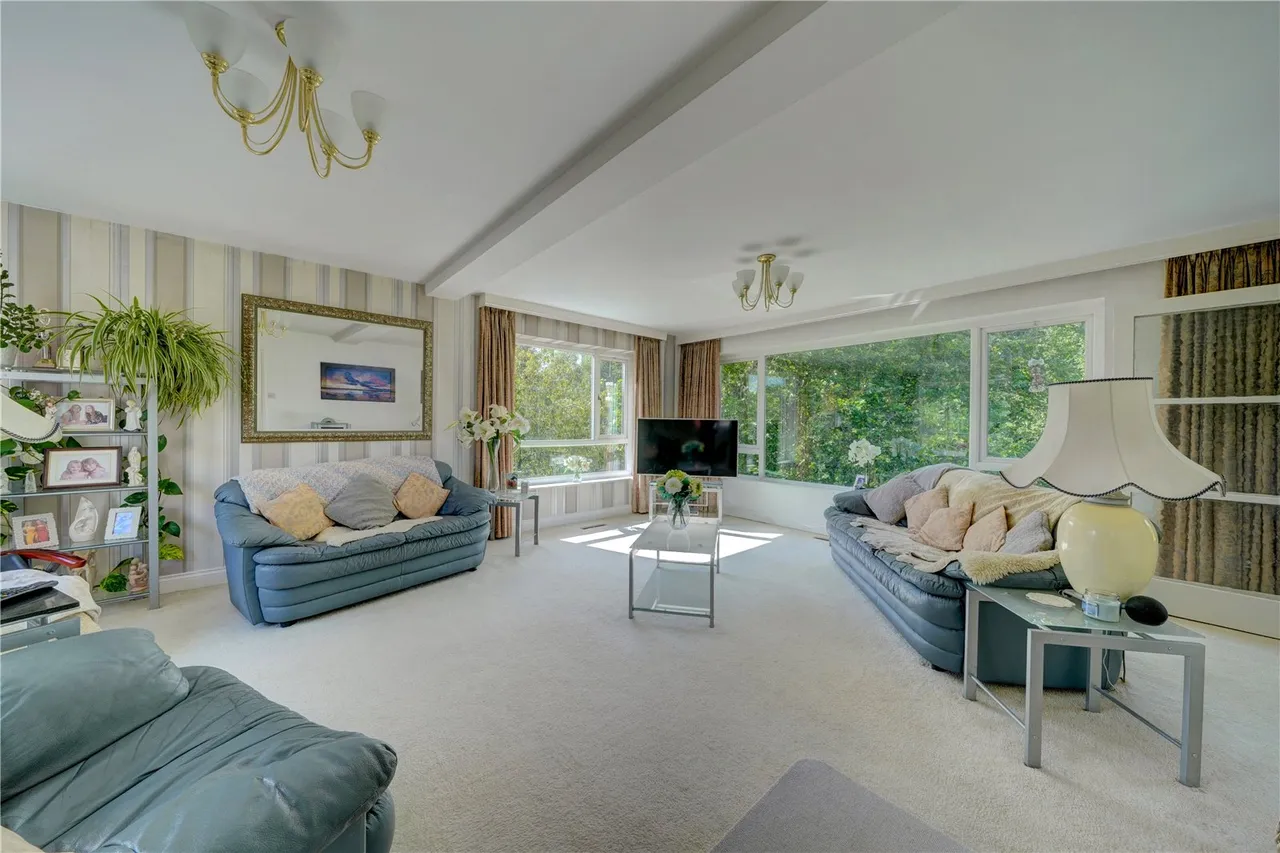 Bainbrigge Avenue, Droitwich, Worcestershire, WR9 7AT, photo 4