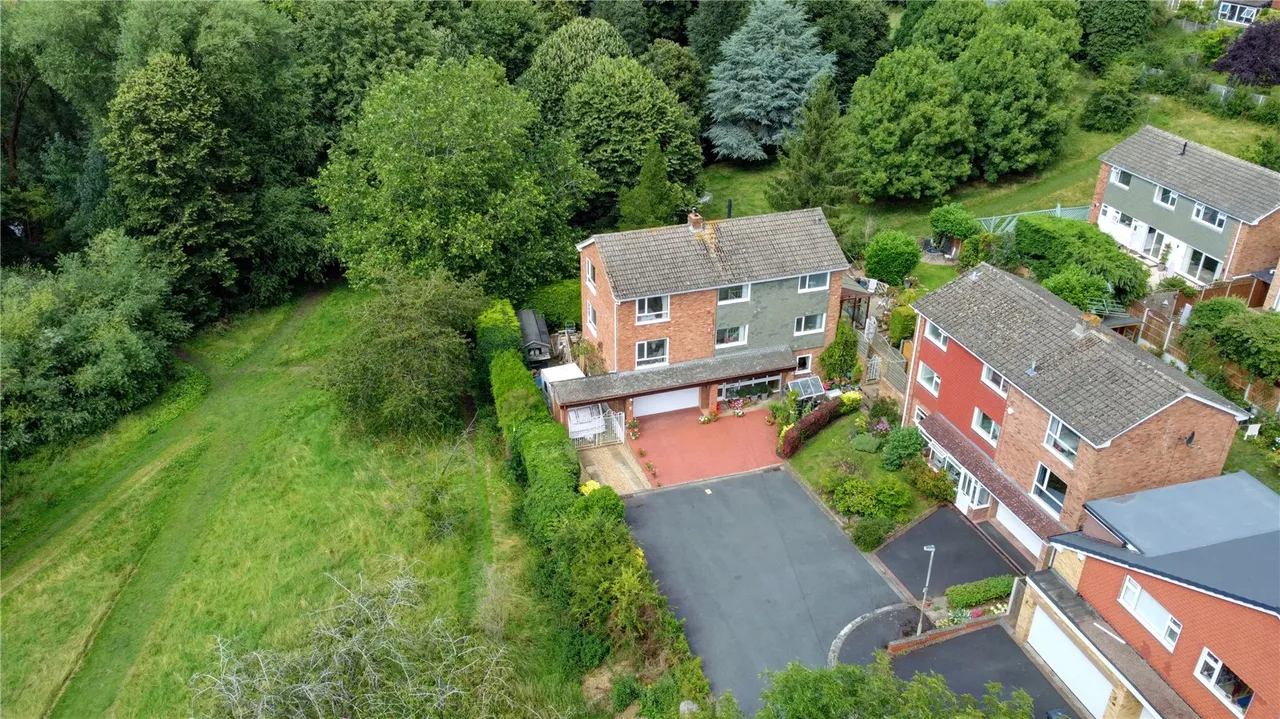 Bainbrigge Avenue, Droitwich, Worcestershire, WR9 7AT, photo 47