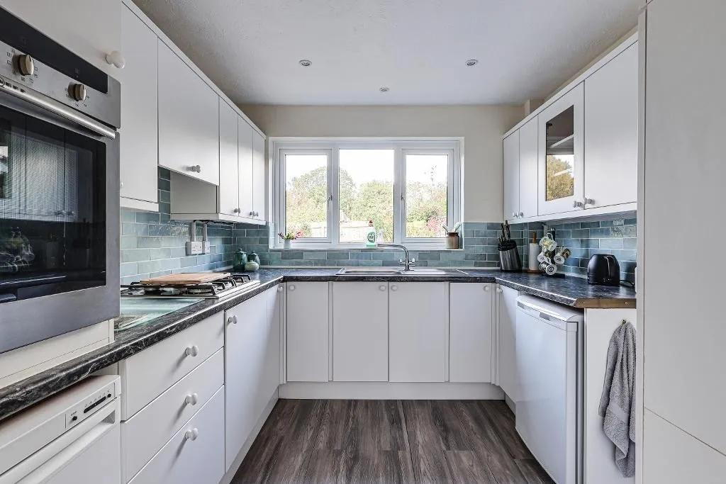 The Meadows, Warlingham, photo 11
