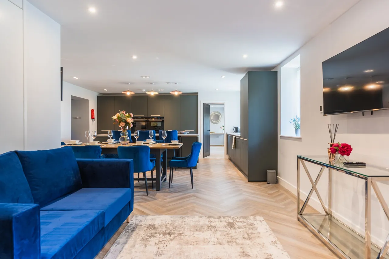 Main Road, Marsh Lane, S21, photo 5