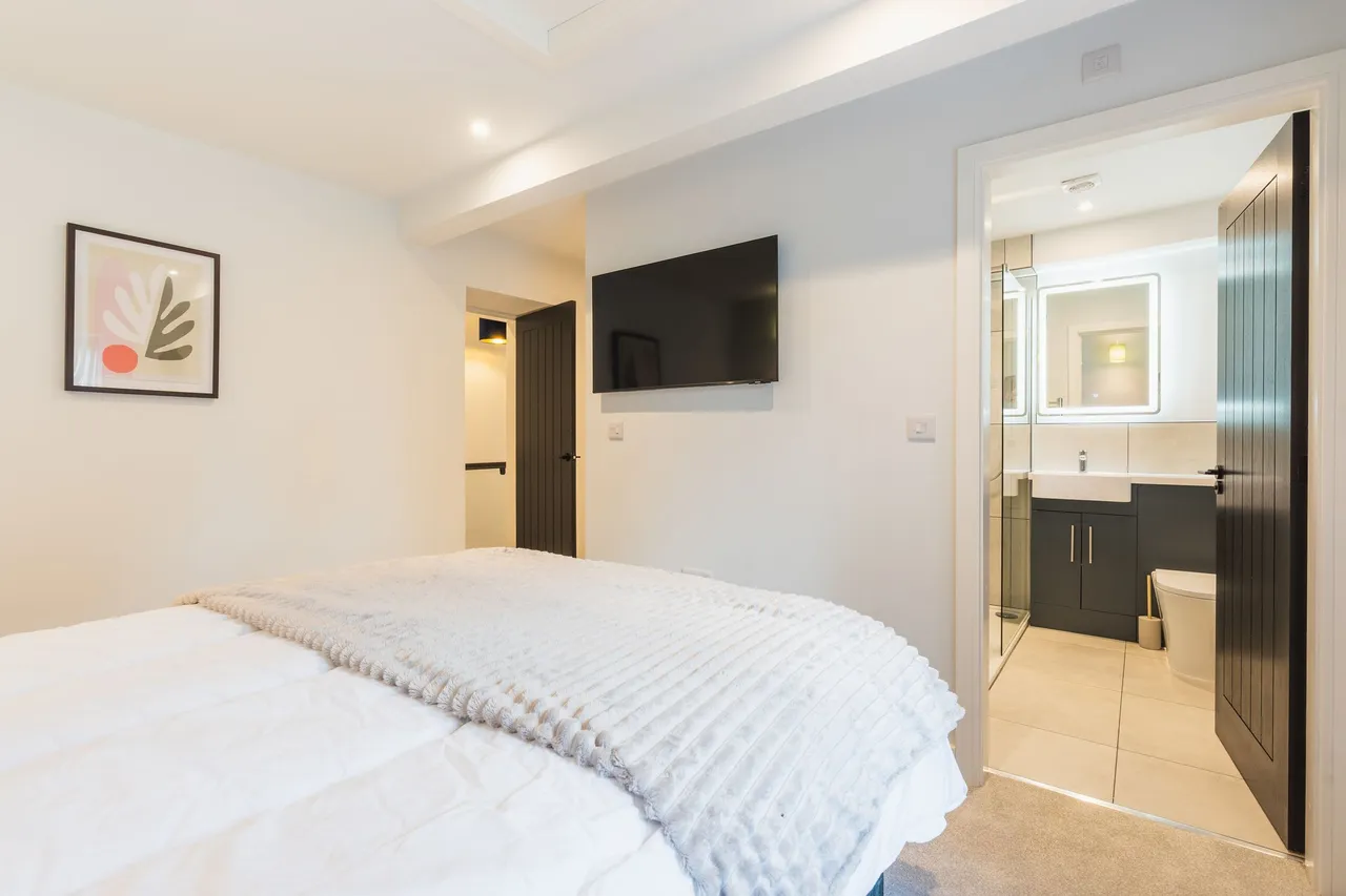 Main Road, Marsh Lane, S21, photo 65